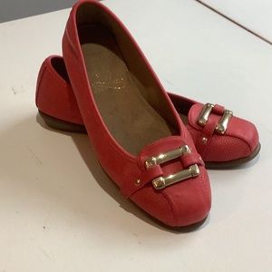 Aerosoles flats with gold buckle, size 7, like new